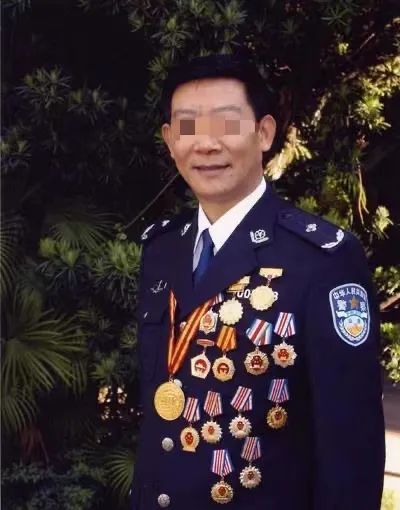 1660209619101801.jpg 130.jpg